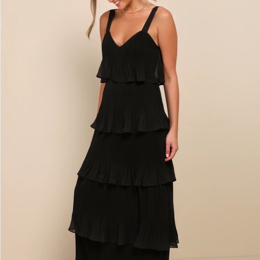 Lulu's Black Tiered Maxi Dress